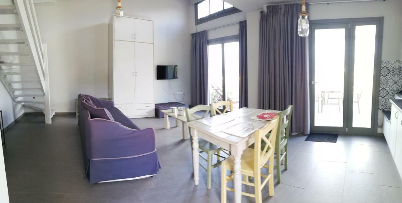 Thea Houses Miliá Kültér fotó