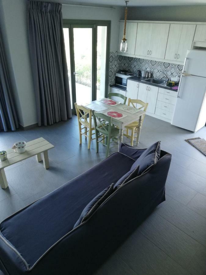 Thea Houses Miliá Kültér fotó