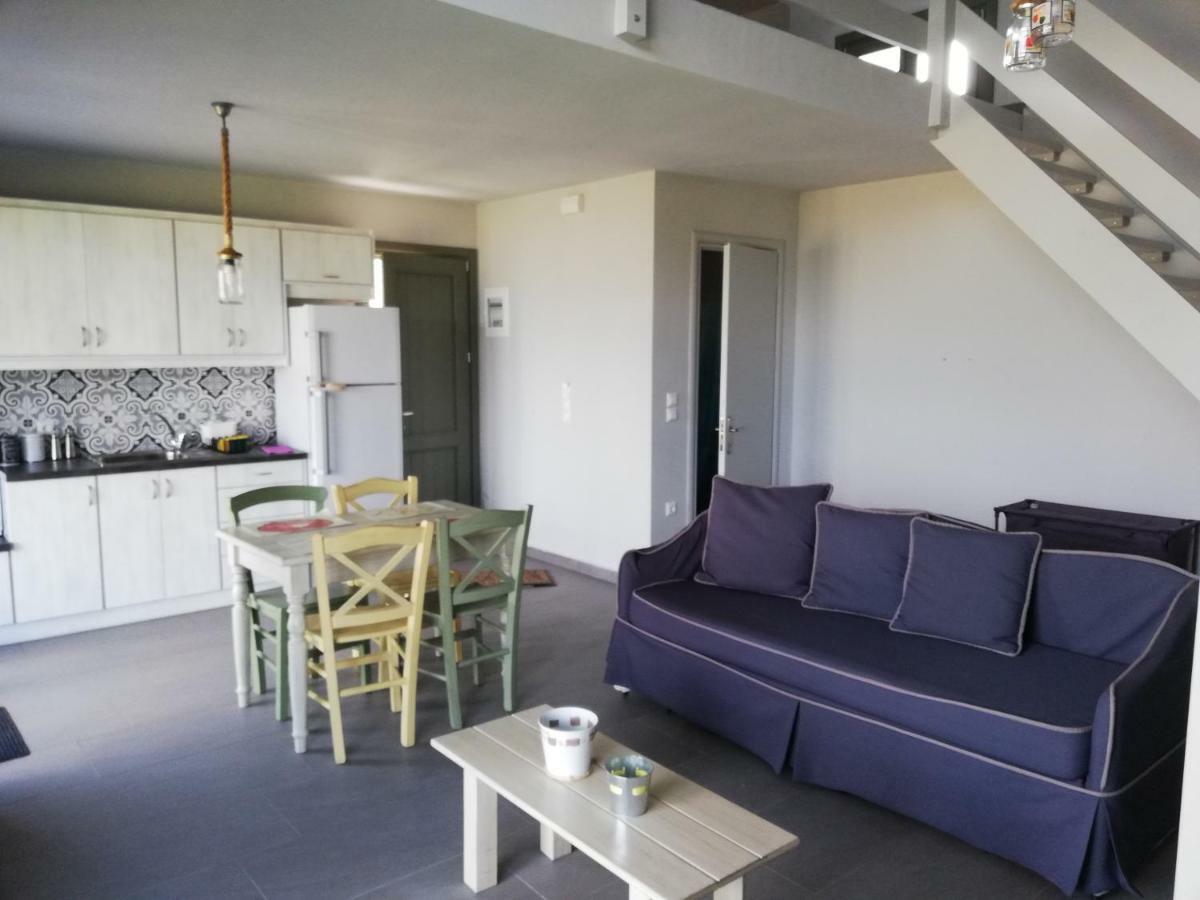 Thea Houses Miliá Kültér fotó